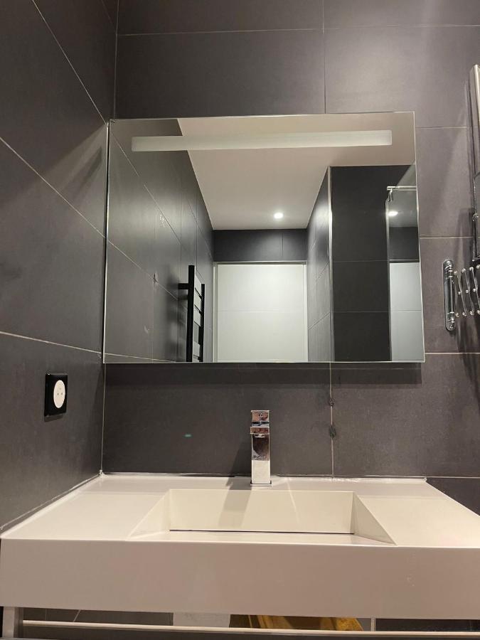 Апартаменти La Mauviere - 75M2 - 4Pers - Parking - Wifi Кассі Екстер'єр фото